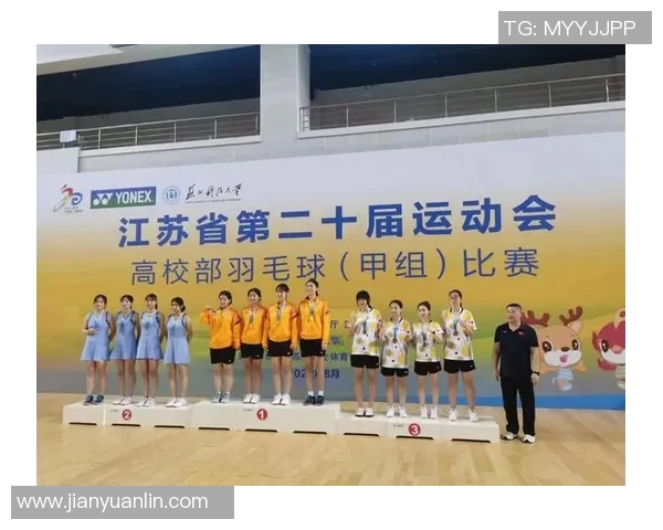 成都羽毛球队在世界锦标赛中以92分稳居积分榜首位